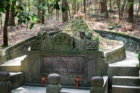 蒋介石祖坟|蒋母墓